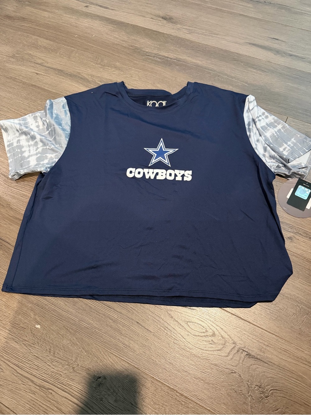 Womens Kadi Dallas Cowboys Cropped  Athletic Shirt Size L